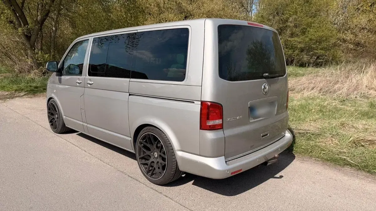Używany VW T5 Highline 179 KM (131 kW) 2011 Van