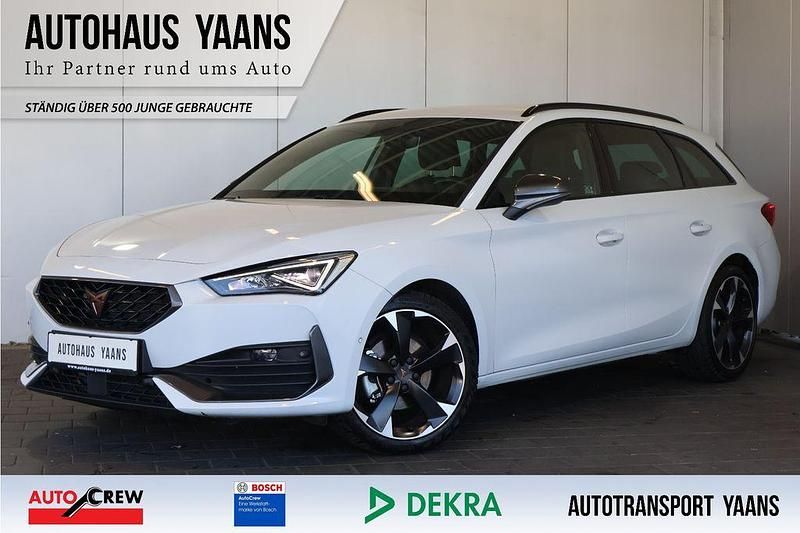 Weiß Gebraucht 2024 Cupra Leon Limousine | 24.889 € (Superpreis) - Bild 1/4