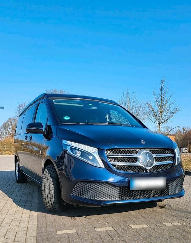 Gebraucht Mercedes V300 237 PS (174 kW) 2021 Blau Van / Kleinbus