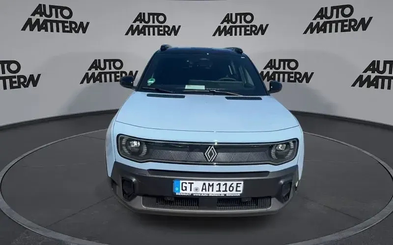Gebraucht Renault 4 E-Tech Komfort 110 kW (150 PS) 2025 Blau SUV