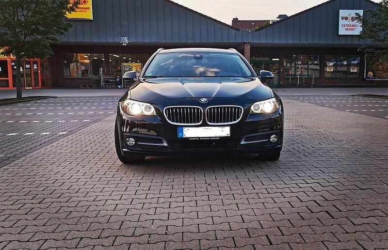 Gebraucht BMW 520 Sport Line 190 PS (139 kW) 2017 Schwarz Kombi