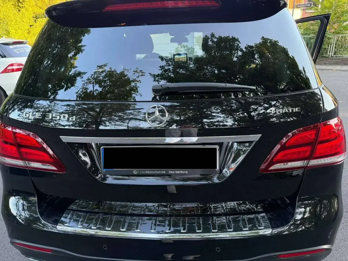Gebraucht Mercedes GLE350 AMG line 258 PS (189 kW) 2017 Schwarz SUV