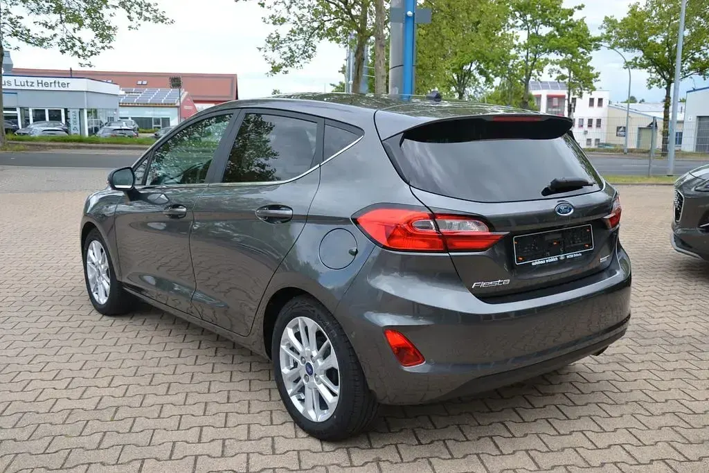 Gebraucht Ford Fiesta Titanium 125 PS (91 kW) 2023 Grau Kleinwagen