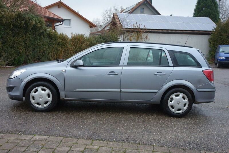 Gebraucht Opel Astra Edition 105 PS (77 kW) 2005 Silber Kombi