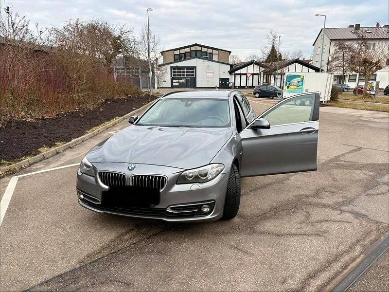 Gebraucht BMW 528 Luxury Line 245 PS (180 kW) 2015 Grau Kombi