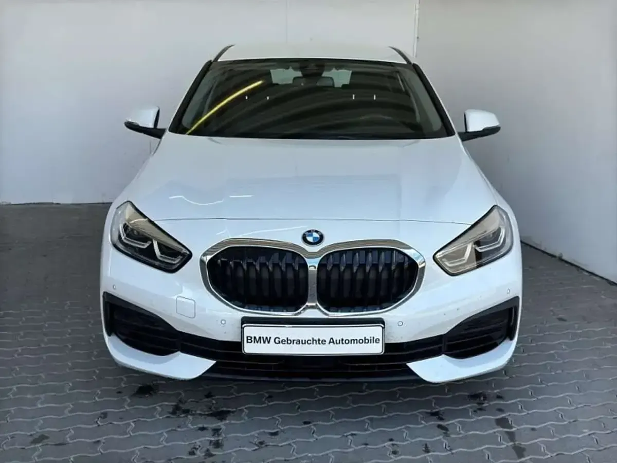 Gebraucht BMW 120 Advantage 178 PS (130 kW) 2023 Weiß Kleinwagen