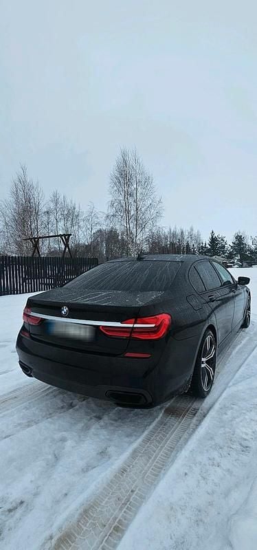 Gebraucht BMW 750L Comfort Edition 450 PS (330 kW) 2018 Schwarz Limousine