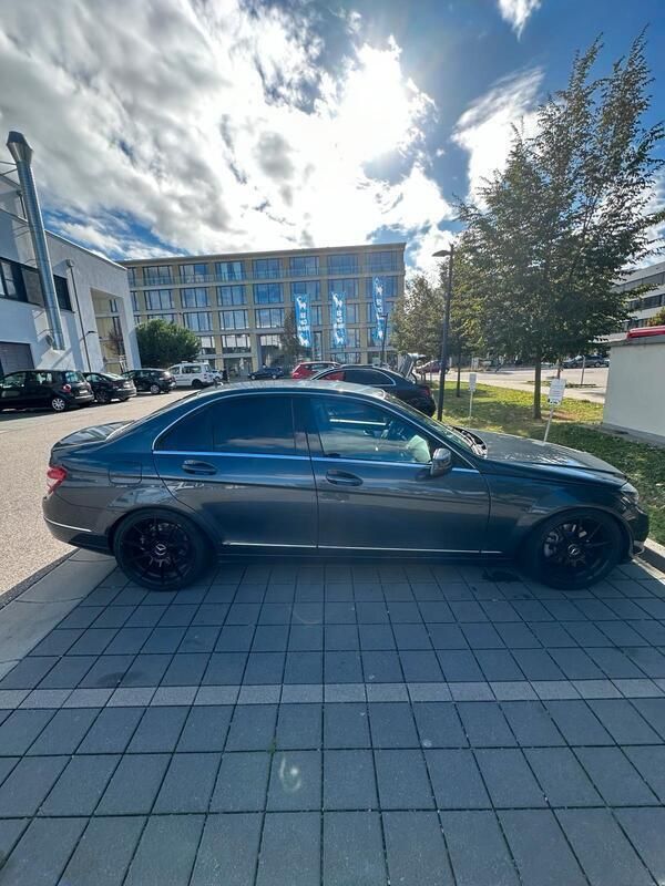 Gebraucht 2010 Mercedes C200 Limousine | 5.899 € (Fairer Preis) - Bild 1/4
