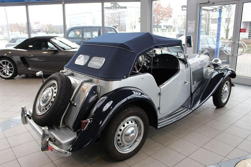 Gebraucht MG TD 54 PS (39 kW) 1951 Silber Cabrio