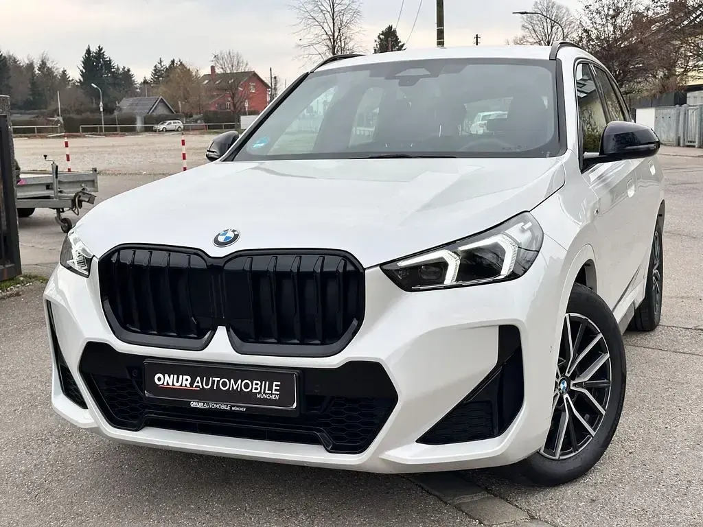Gebraucht BMW X1 M Sport 211 PS (155 kW) 2024 Weiß SUV