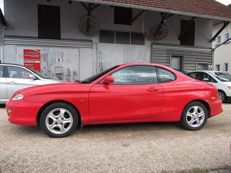 Gebraucht Hyundai Coupé 135 PS (99 kW) 2001 Rot Coupé