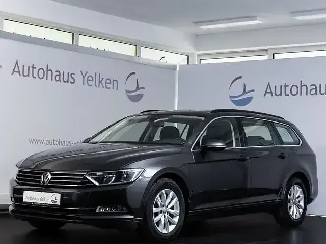 Gebraucht VW Passat Comfortline 150 PS (110 kW) 2019 Grau Limousine