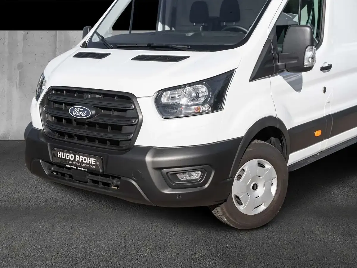 Używany Ford Transit Trend 131 KM (96 kW) 2025 Biały Van