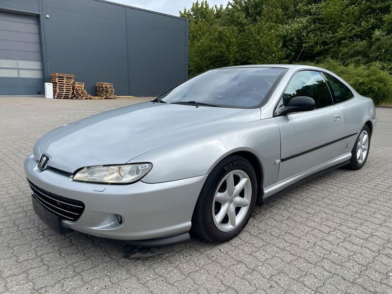 Silber Gebraucht 2004 Peugeot 406 Platinum | 1.600 € (Superpreis) - Bild 1/4