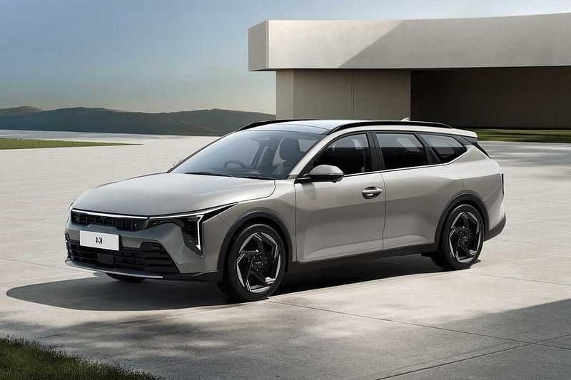 Neu Kia K4 Platinum 116 PS (85 kW) 2026 Waehlbar Kombi