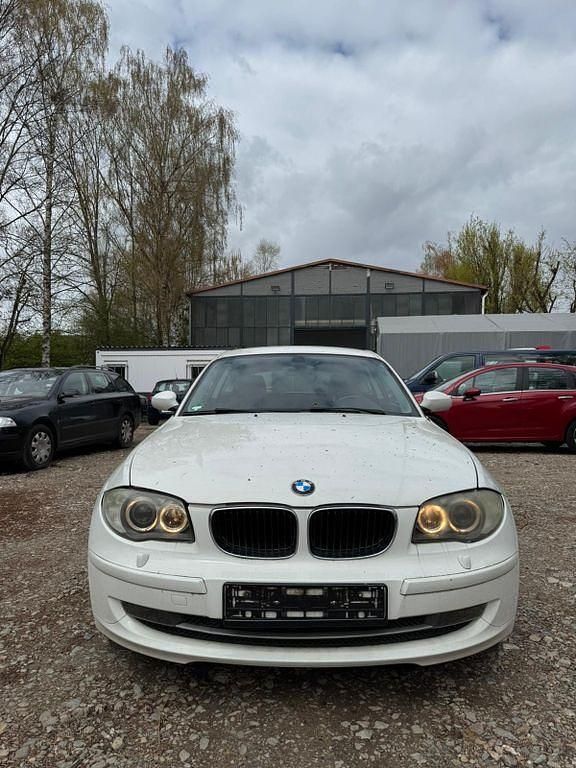 Gebraucht BMW 120 Advantage 170 PS (125 kW) 2008 Weiß Kleinwagen