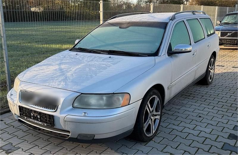 Silber Gebraucht 2004 Volvo V70 Kombi | 1.890 € (Superpreis) - Bild 1/4