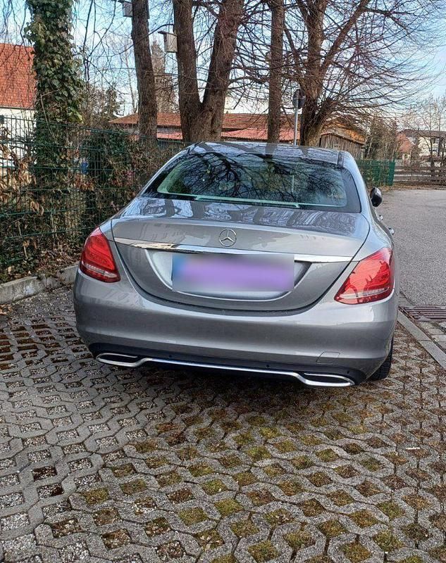 Gebraucht Mercedes C200 Avantgarde 184 PS (135 kW) 2016 Grau Limousine