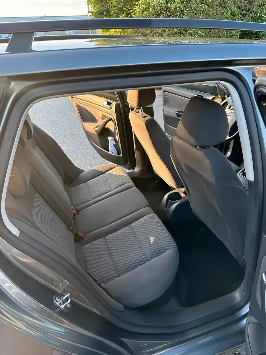 Gebraucht VW Golf VI 105 PS (77 kW) 2008 Grau Kleinwagen