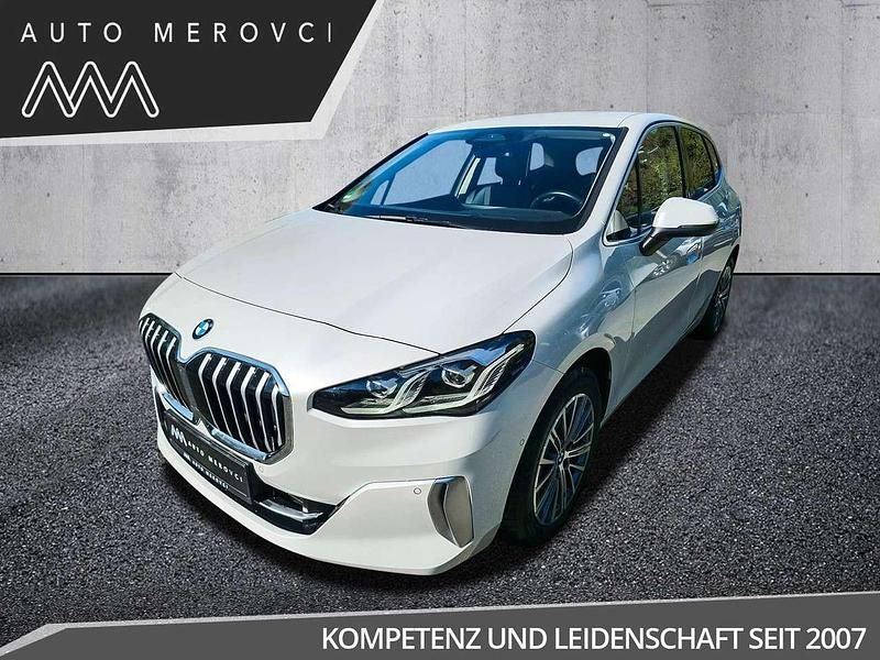 Mineralweiss Gebraucht 2023 BMW 218 Luxury Line Van / Kleinbus | 24.995 € (Fairer Preis) - Bild 1/4