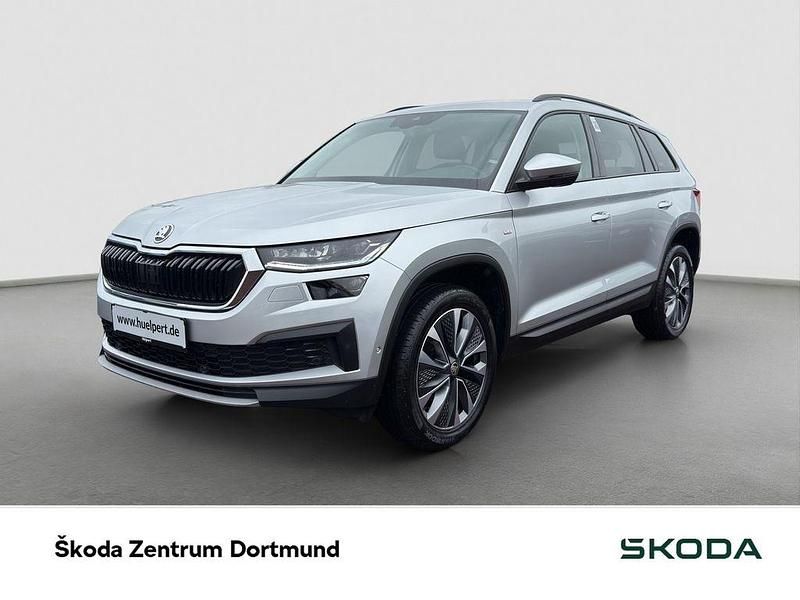 Brilliantsilber metallic Gebraucht 2023 Skoda Kodiaq Tour SUV | 31.823 € (Guter Preis) - Bild 1/4
