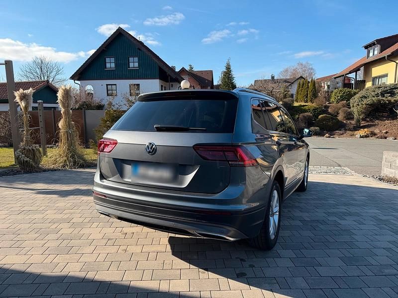 Gebraucht VW Tiguan Allspace 190 PS (139 kW) 2018 Grau SUV