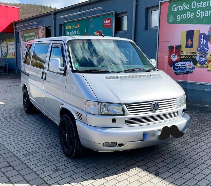 Usado VW Multivan 204 HP (150 kW) 2000 Prateado Monovolume