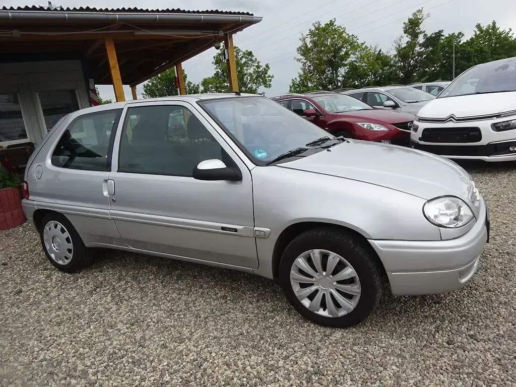 Gebraucht Citroën Saxo 75 PS (55 kW) 2002 Silber Kleinwagen