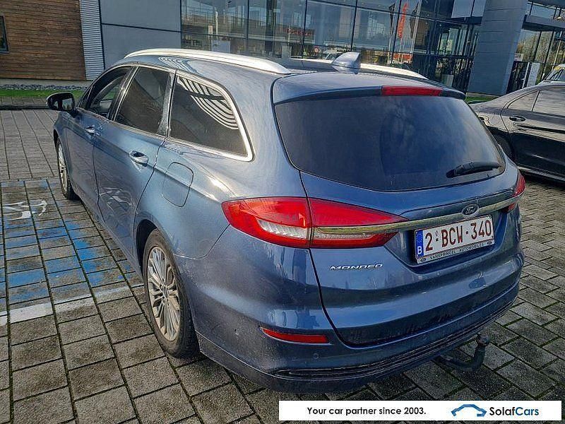 Gebraucht Ford Mondeo Titanium 140 PS (102 kW) 2021 Blau Limousine