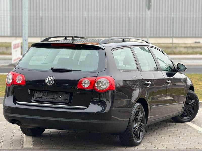 Gebraucht VW Passat Trendline 105 PS (77 kW) 2008 Schwarz Kombi