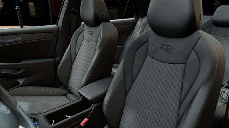 Neu VW T-Roc R-line 150 PS (110 kW) 2026 Wolf grey metallic SUV