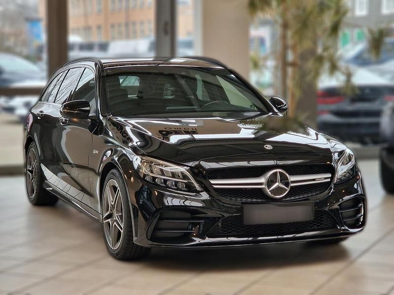 Schwarz metallic Gebraucht 2020 Mercedes C43 AMG AMG | 48.620 € (Etwas zu teuer) - Bild 1/2