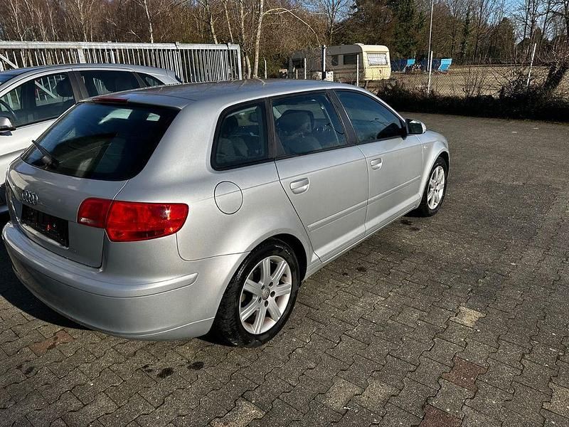 Gebraucht Audi A3 Ambiente 140 PS (102 kW) 2005 Silber Kleinwagen