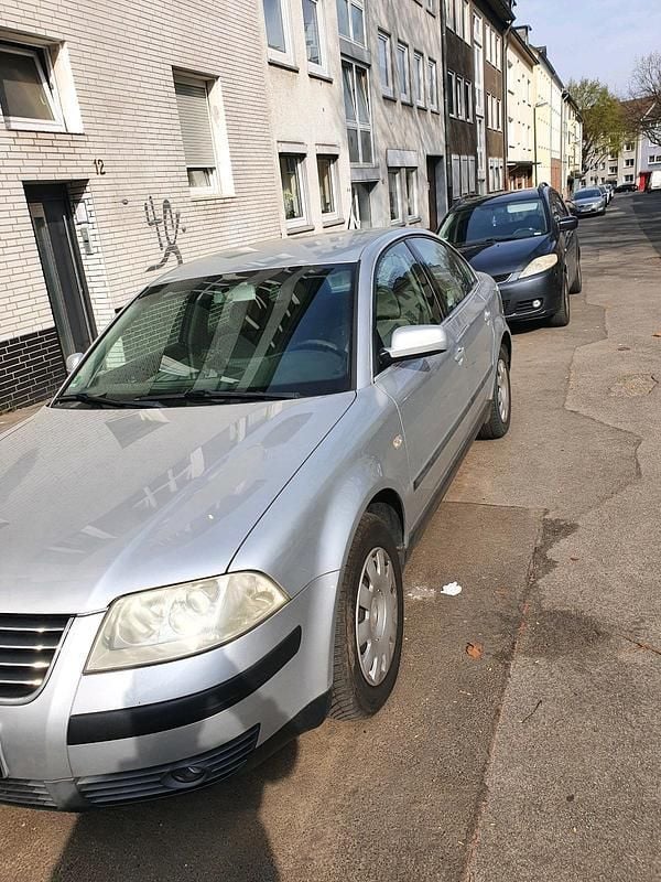 Gebraucht VW Passat 150 PS (110 kW) 2001 Silber Limousine