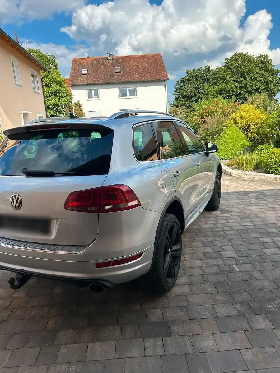 Gebraucht VW Touareg R-line 245 PS (180 kW) 2013 Silber SUV