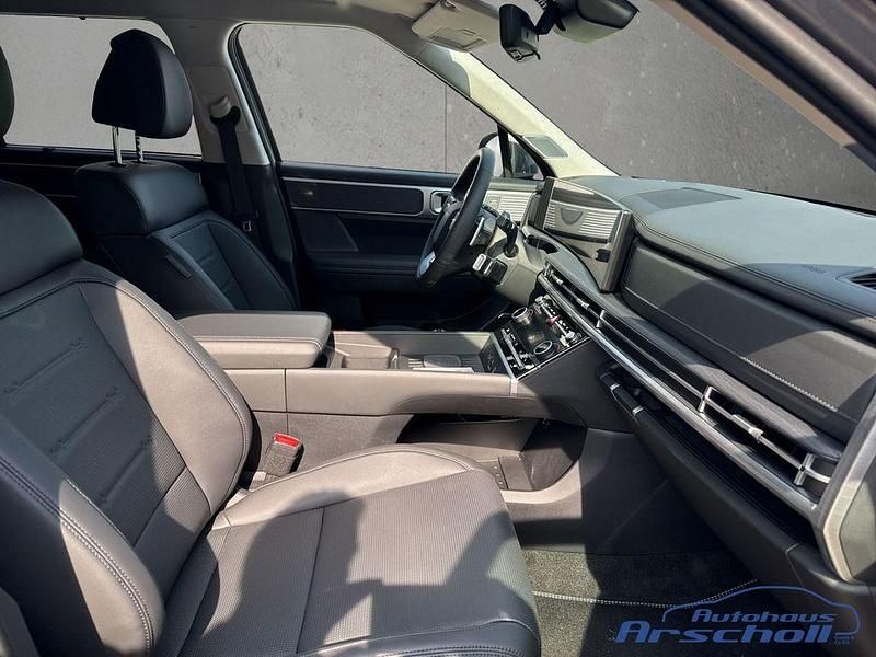 Gebraucht Hyundai Santa Fe Intro Edition 160 PS (117 kW) 2025 Grau SUV