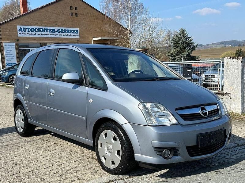 Gebraucht Opel Meriva Edition 105 PS (77 kW) 2008 Silber Van / Kleinbus