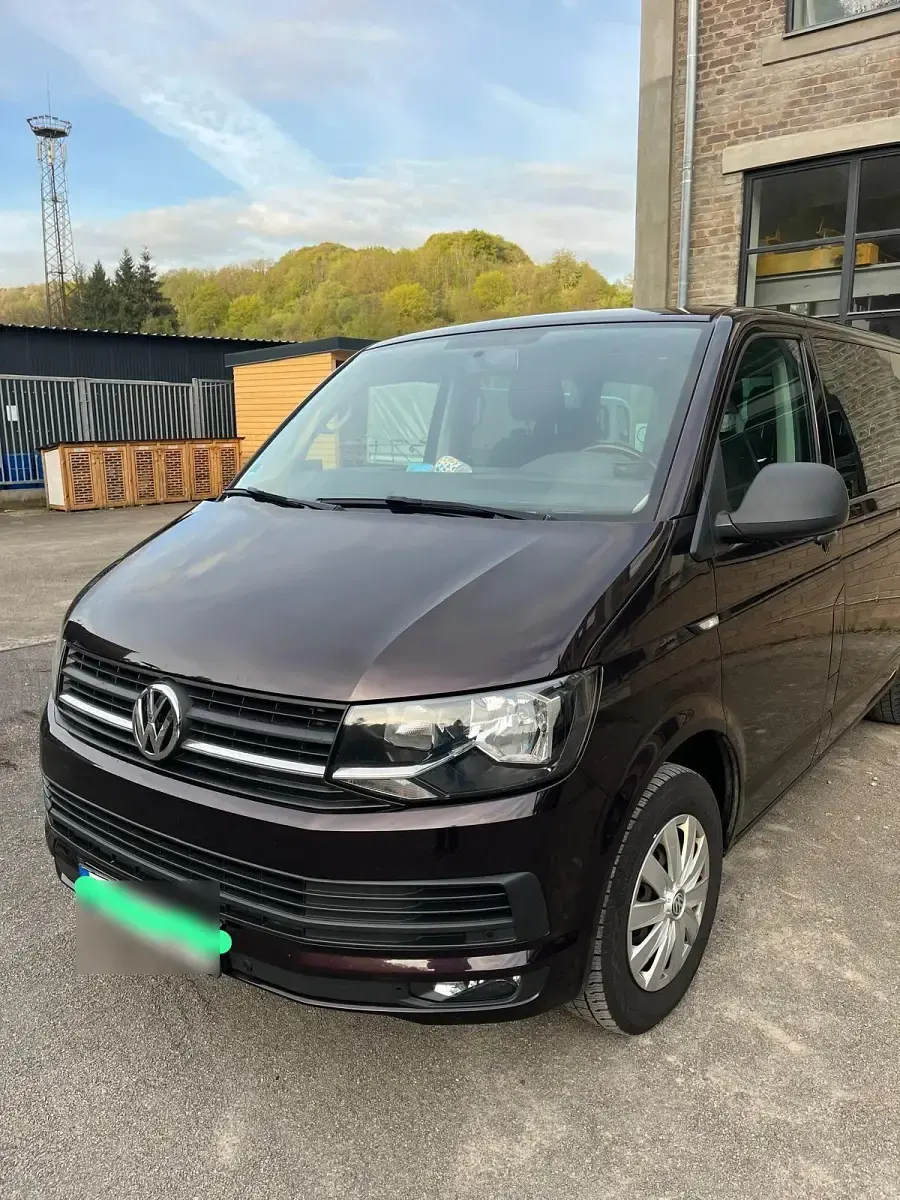 Gebraucht VW Multivan 102 PS (75 kW) 2016 Andere farben Van / Kleinbus