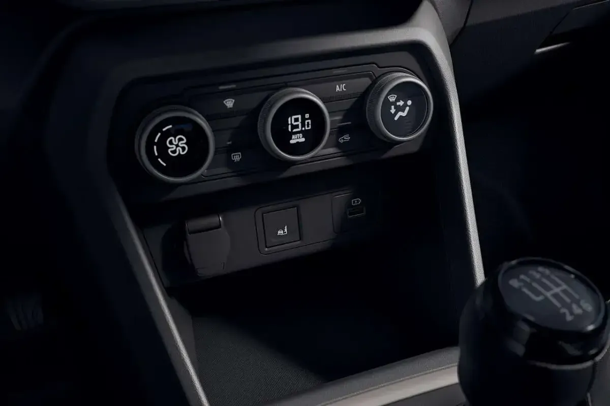 Neu Dacia Sandero Extreme 101 PS (74 kW) 2025 Dolomitgraumetallic SUV