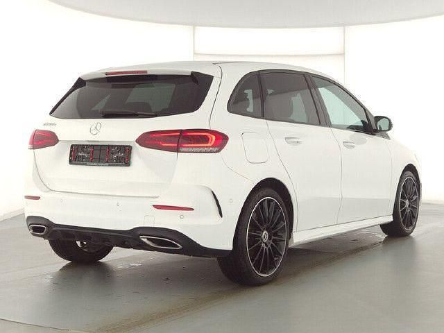Gebraucht Mercedes B250e 218 PS (160 kW) 2021 Van / Kleinbus