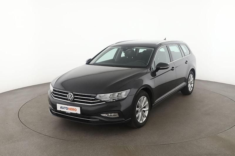 Gebraucht VW Passat Business 150 PS (110 kW) 2021 Grau Kombi