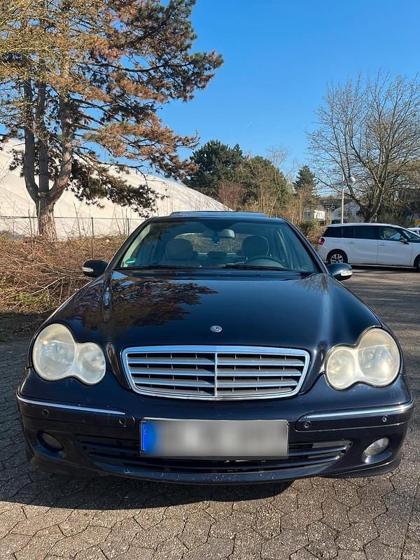 Gebraucht Mercedes C220 150 PS (110 kW) 2007 Blau Limousine