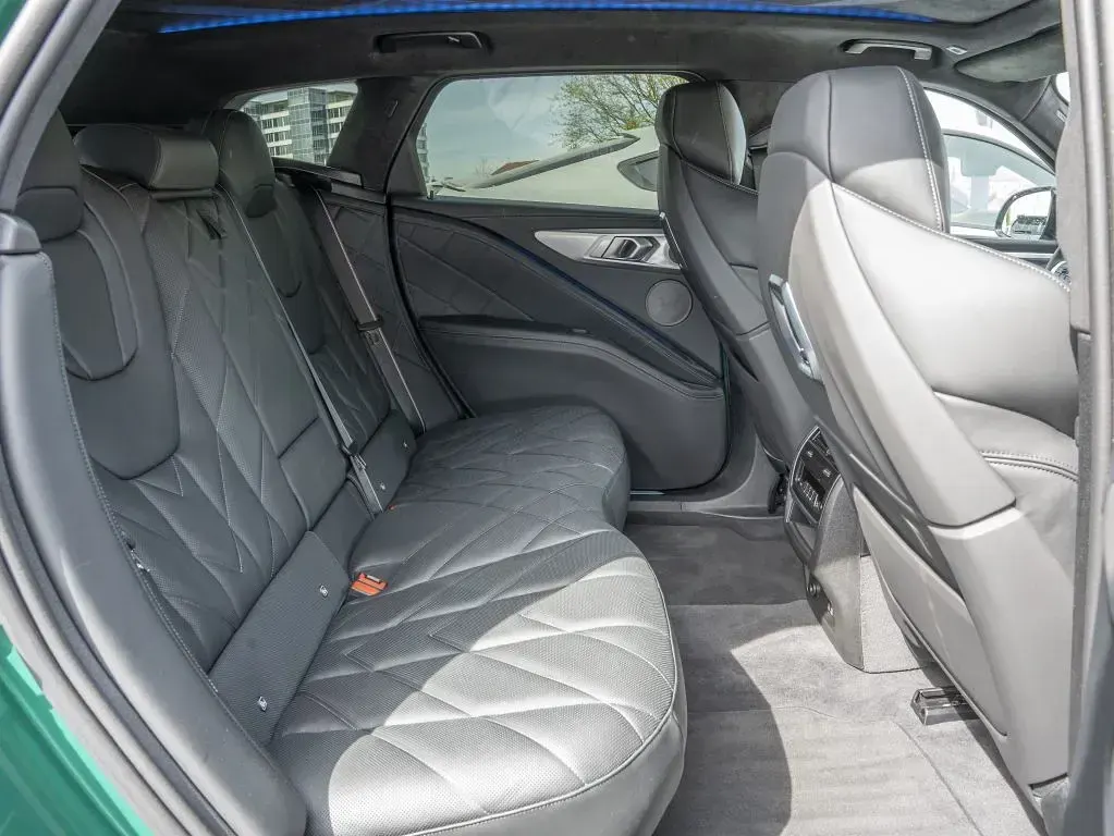 Gebraucht BMW XM Performance 653 PS (480 kW) 2025 Grün SUV