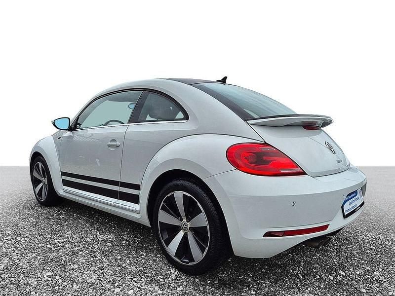 Gebraucht VW Beetle Design 150 PS (110 kW) 2016 Weiß Kleinwagen