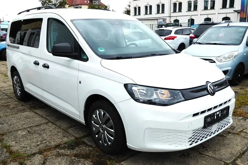 Gebraucht VW Caddy 102 PS (75 kW) 2022 Weiß Van / Kleinbus