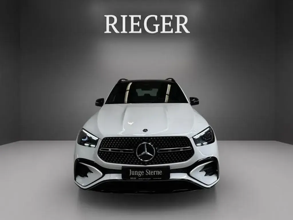 Gebraucht Mercedes GLE300 AMG 269 PS (197 kW) 2025 Weiß SUV