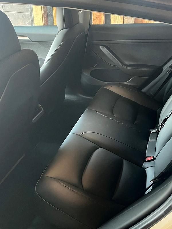 Gebraucht Tesla Model 3 208 kW (283 PS) 2023 Weiß Limousine