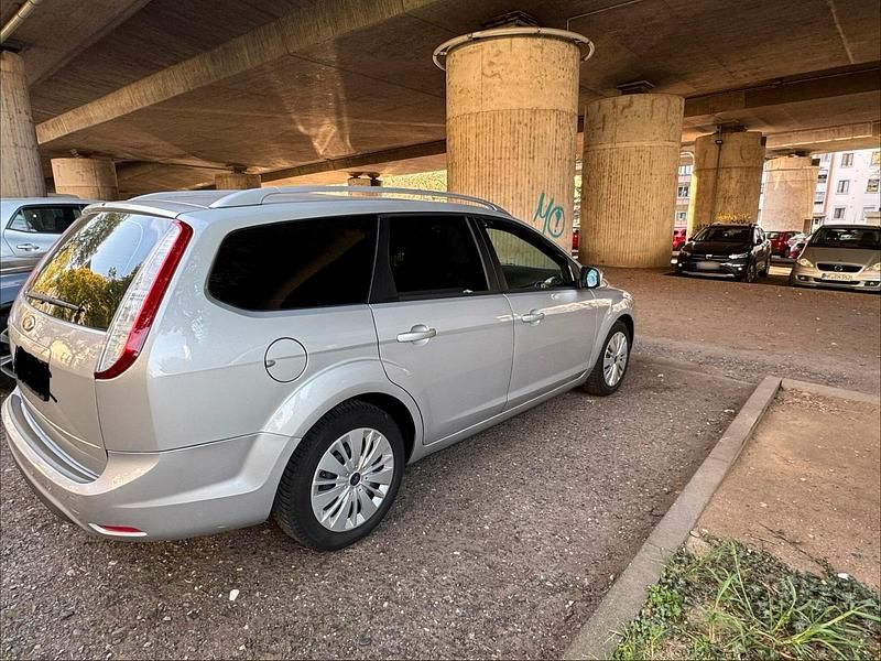 Gebraucht Ford Focus 111 PS (81 kW) 2010 Kombi