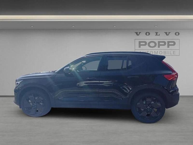 Gebraucht Volvo XC40 Plus 163 PS (119 kW) 2025 Onyx black SUV