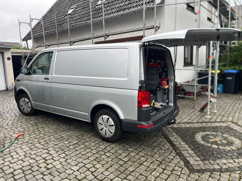 Gebraucht VW T6.1 110 PS (80 kW) 2022 Silber Van